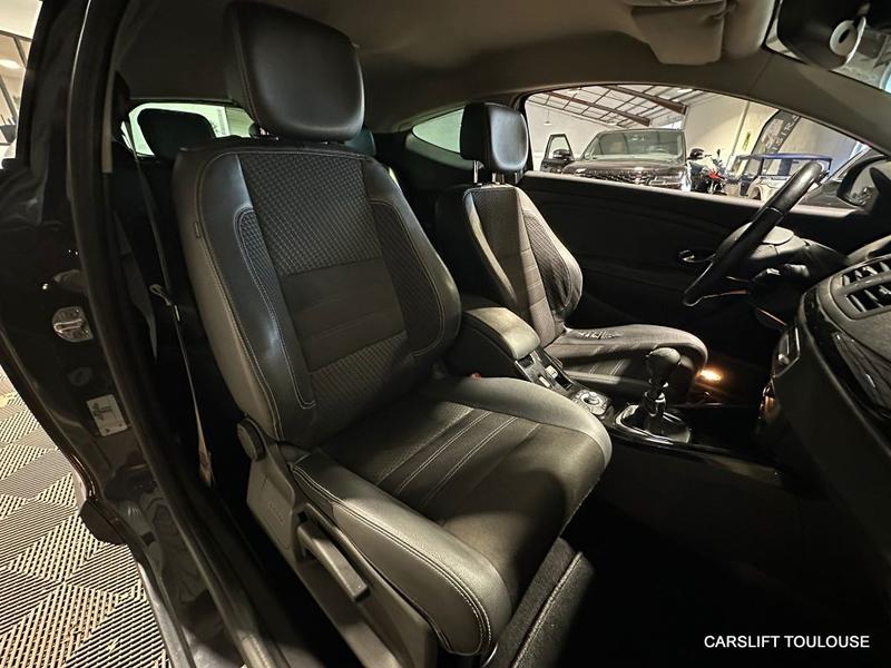 Renault Mégane Coupé Bose 1.5 DCi 110ch -Camera de Recul-Garantie 6 Mois-