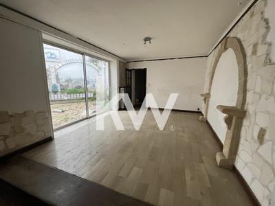 Maison - 95 m² - 4 pièces