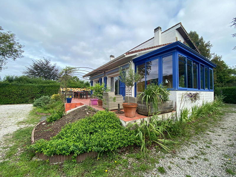 Maison - 160 m² - 7 pièces