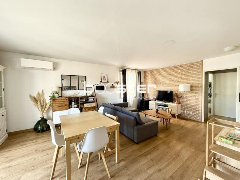 Appartement ancien - 67 m² - 3 pièces