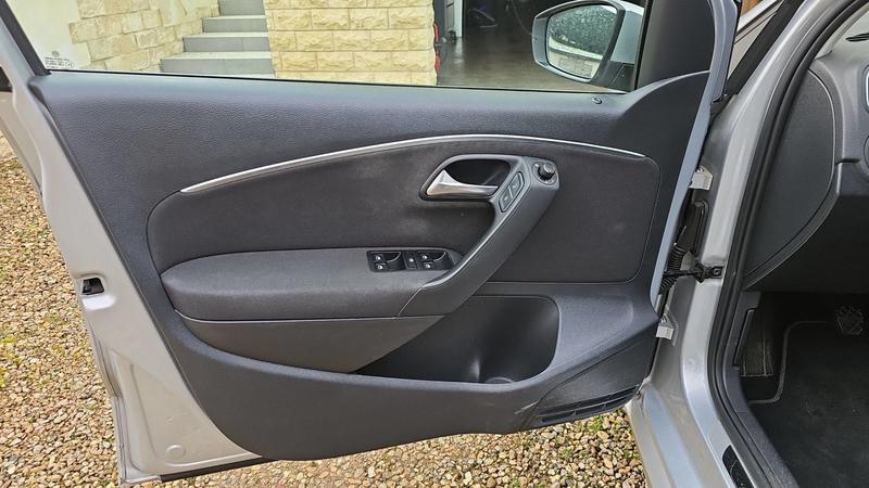 Volkswagen Polo 1.0 75 Lounge