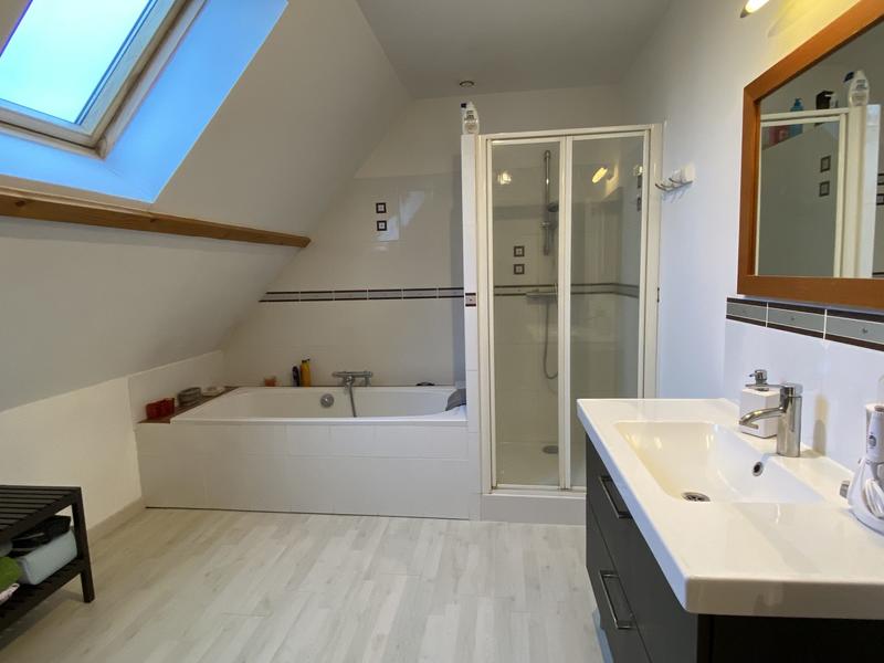 Maison - 148 m² - 7 pièces