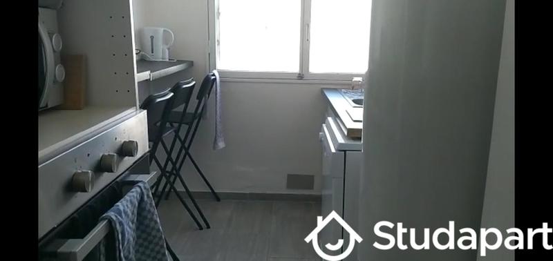 Chambre - 9 m² - 1 pièce