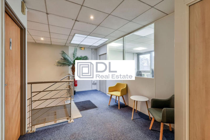 Entrepôt - 1 998 m²