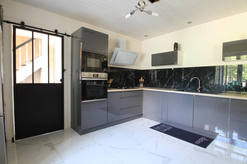 Maison - 135 m² - 5 pièces