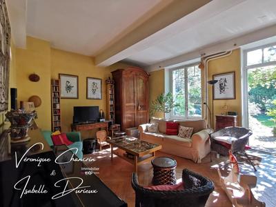 Maison bourgeoise - 197 m² - 7 pièces