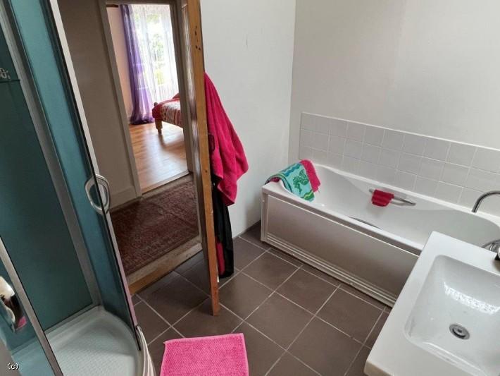 Maison - 120 m² - 5 pièces