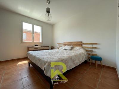 Propriété - 201 m² - 7 pièces