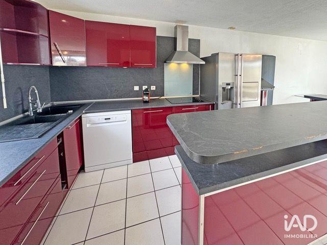 Maison - 84 m² - 4 pièces