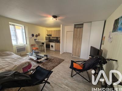 Studio - 27 m² - 1 pièce