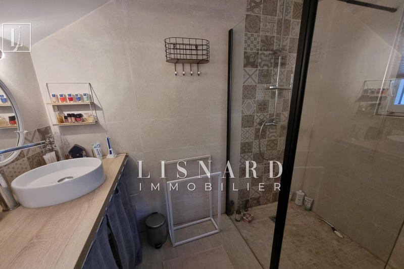 Villa - 120 m² - 6 pièces