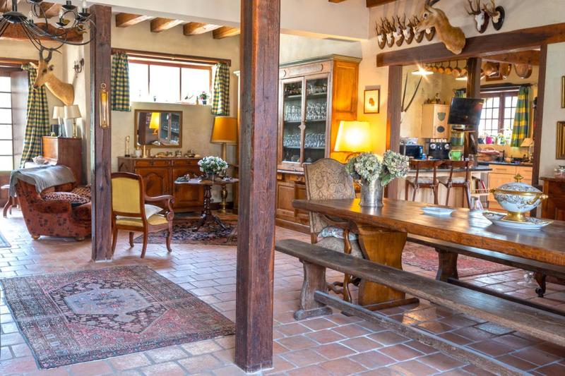 Propriété - 470 m² - 14 pièces