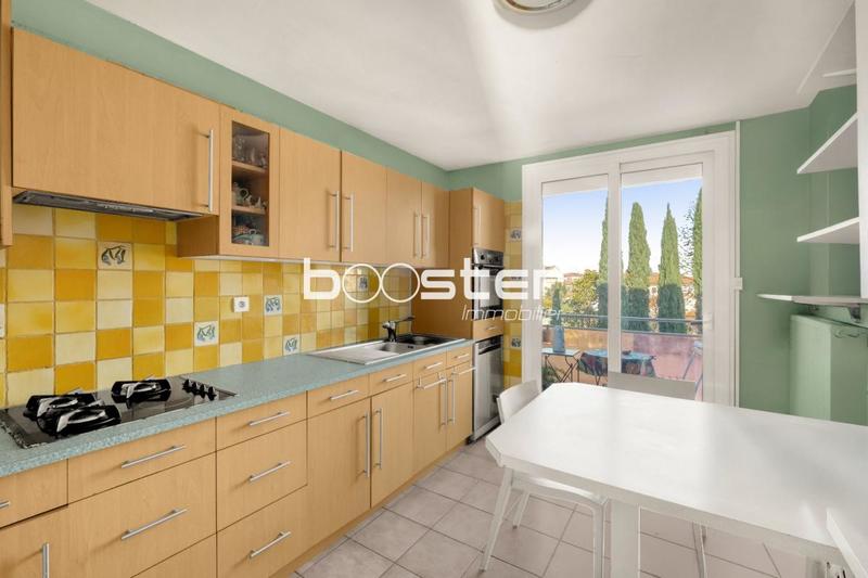 Appartement ancien - 114 m² - 5 pièces