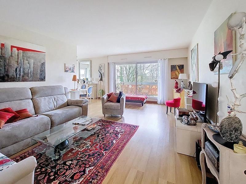 Appartement - 84 m² - 4 pièces