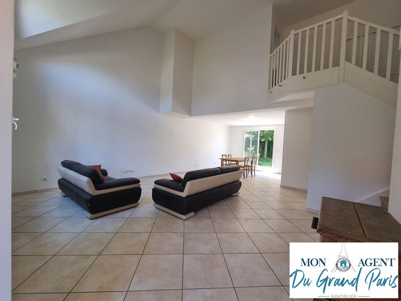 Maison - 158 m² - 8 pièces