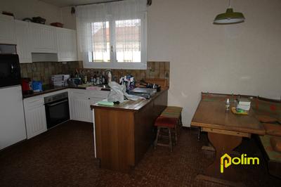 Maison - 144 m² - 7 pièces