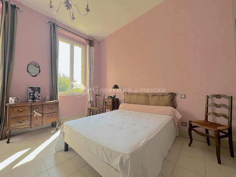 Château - 600 m² - 10 pièces