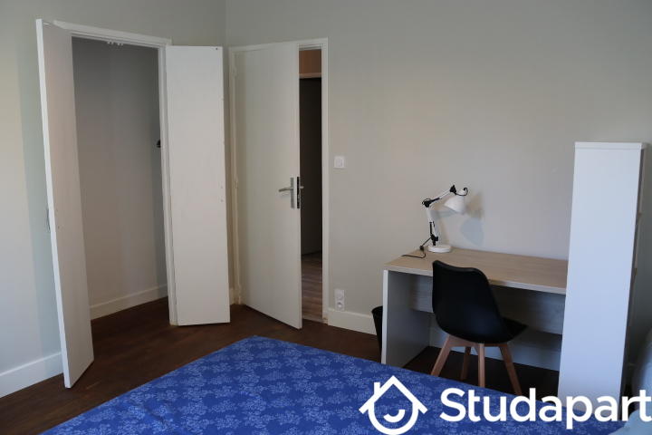 Chambre - 17 m² - 1 pièce