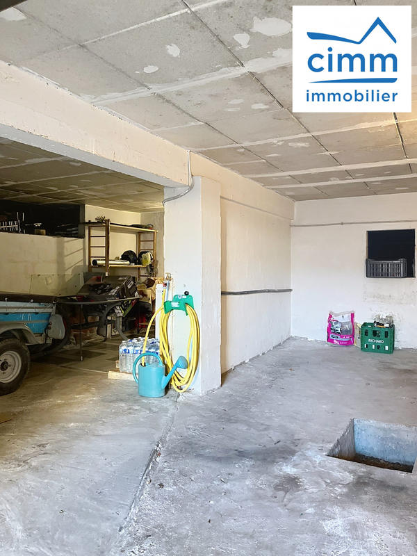 Maison - 95 m² - 5 pièces