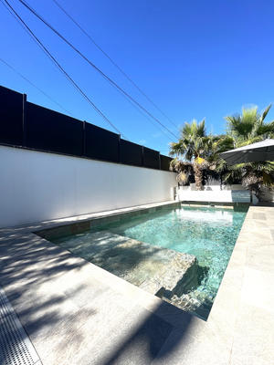 Maison - 180 m² - 6 pièces