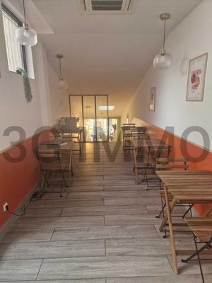 Fonds de commerce - Magasins - 92 m²