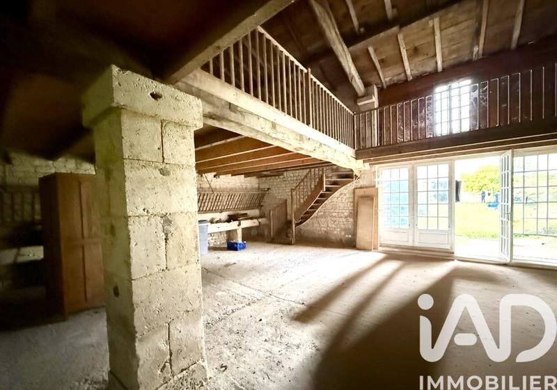 Maison - 337 m² - 11 pièces