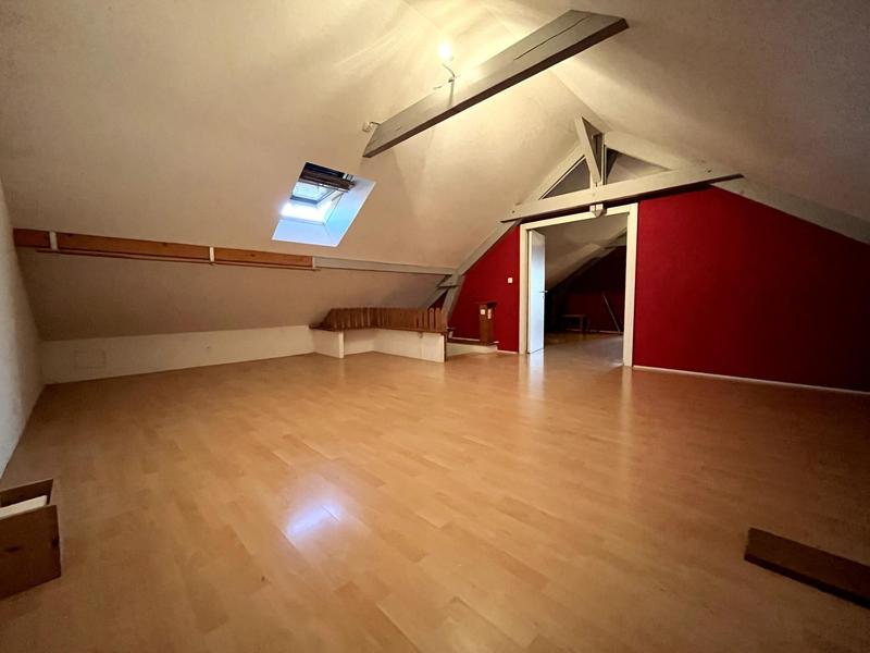 Maison - 193 m² - 6 pièces