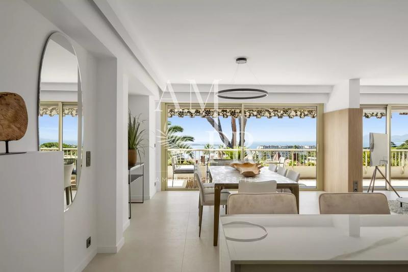 Appartement - 120 m² - 5 pièces