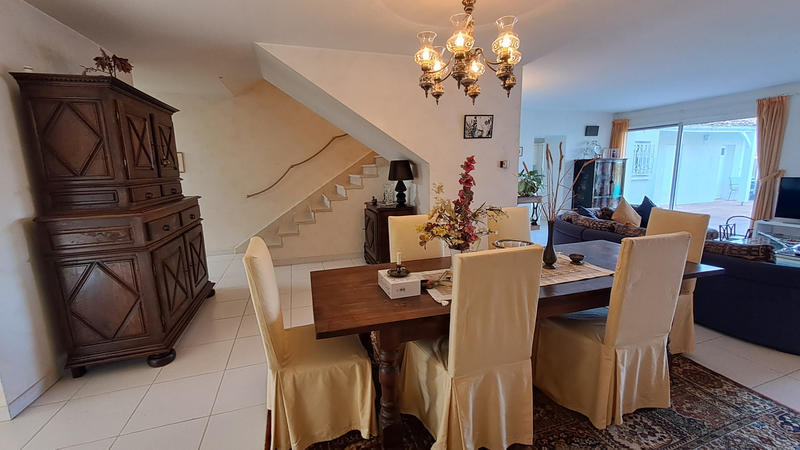 Maison - 165 m² - 4 pièces