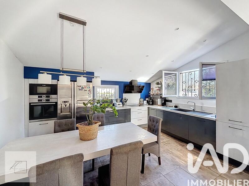 Maison - 85 m² - 4 pièces