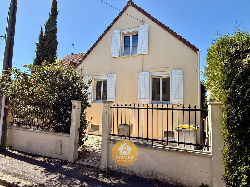 Maison - 91 m² - 4 pièces