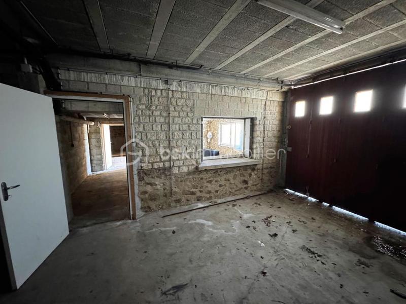 Maison ancienne - 199 m² - 8 pièces