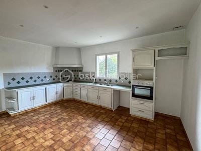 Maison traditionnelle - 135 m² - 5 pièces