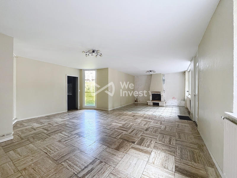 Maison - 200 m² - 8 pièces