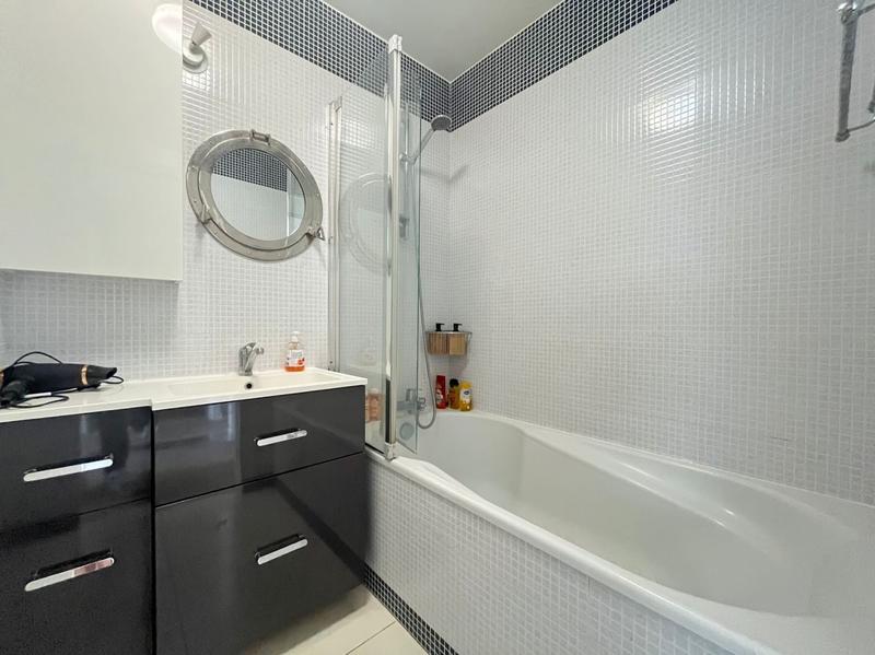 Appartement - 55 m² - 5 pièces