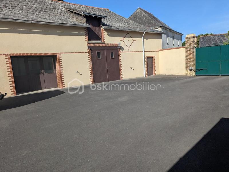 Demeure - 283 m² - 10 pièces