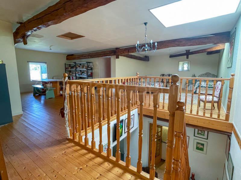 Maison de village - 220 m² - 6 pièces