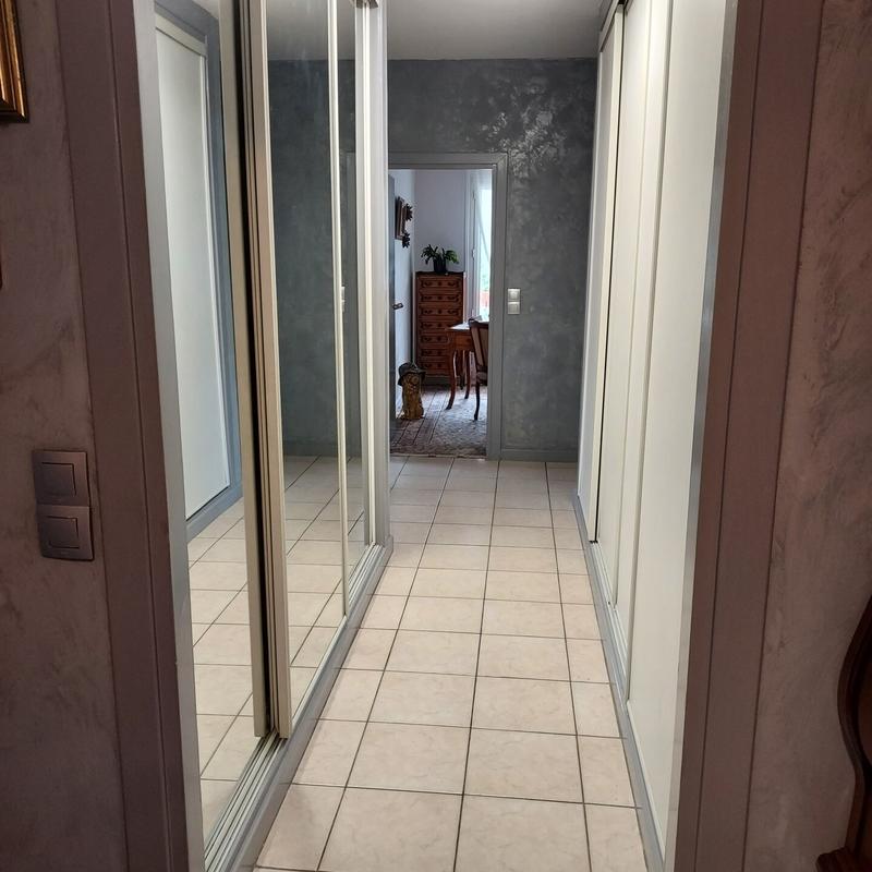 Appartement - 118 m² - 6 pièces