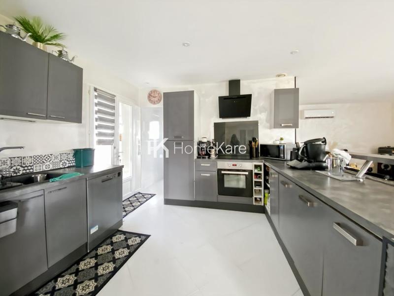 Maison - 120 m² - 5 pièces