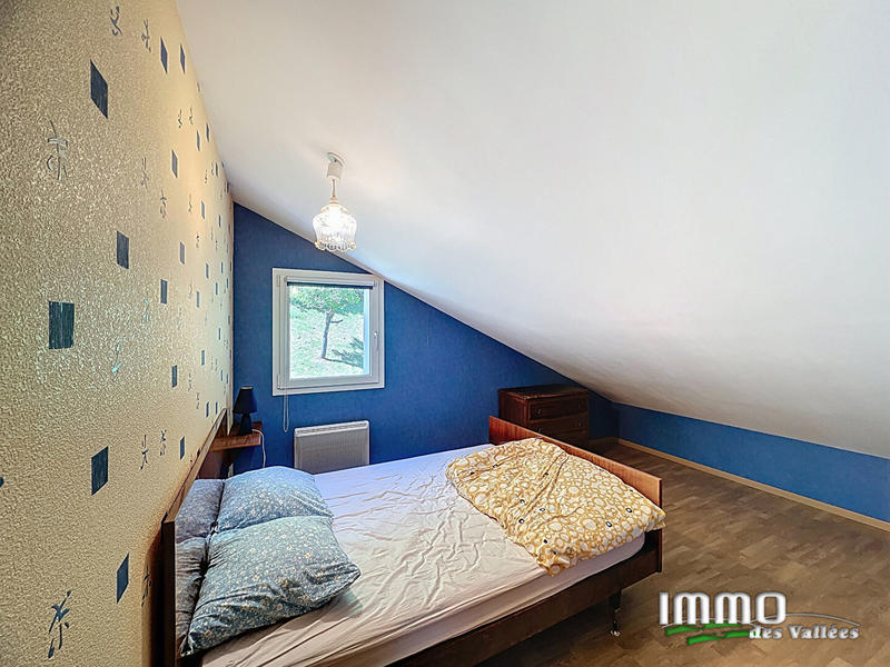 Maison - 181 m² - 7 pièces