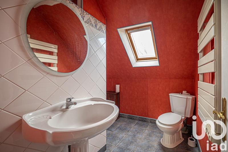 Maison - 207 m² - 6 pièces