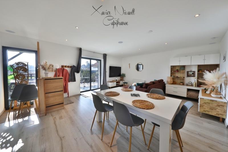 Maison - 394 m² - 9 pièces