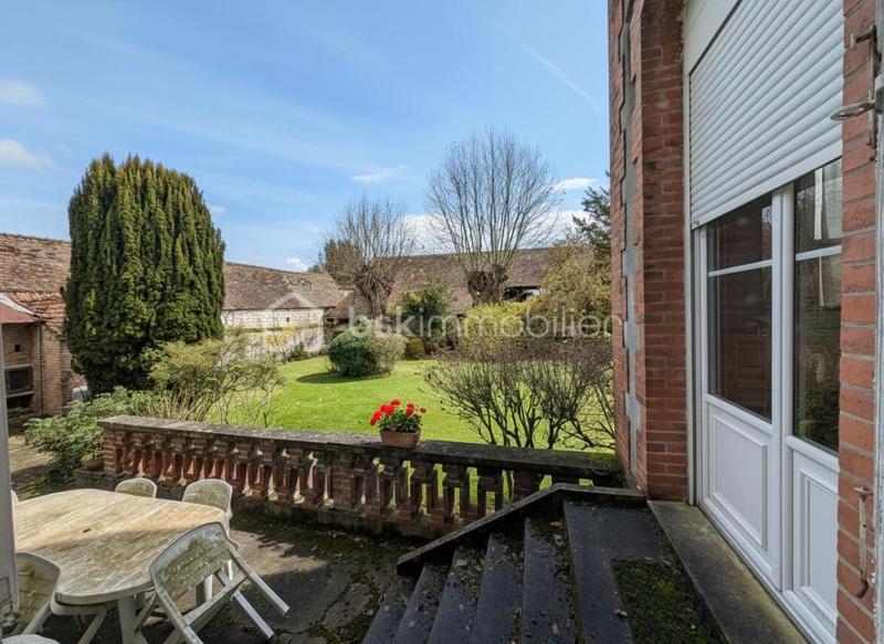 Demeure - 267 m² - 11 pièces