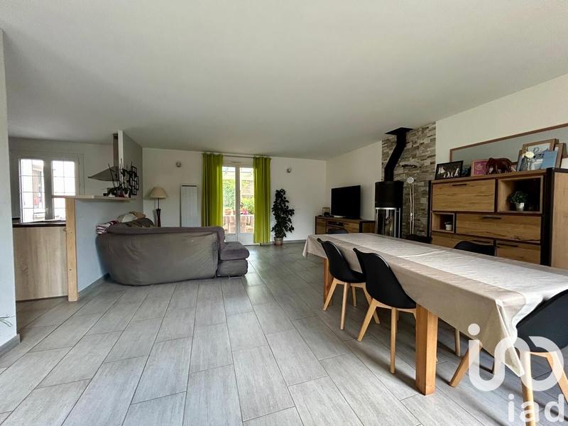Maison - 189 m² - 9 pièces