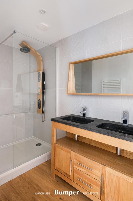 Maison ancienne - 187 m² - 5 pièces