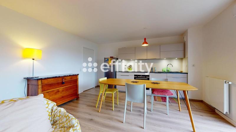 Appartement - 61 m² - 3 pièces