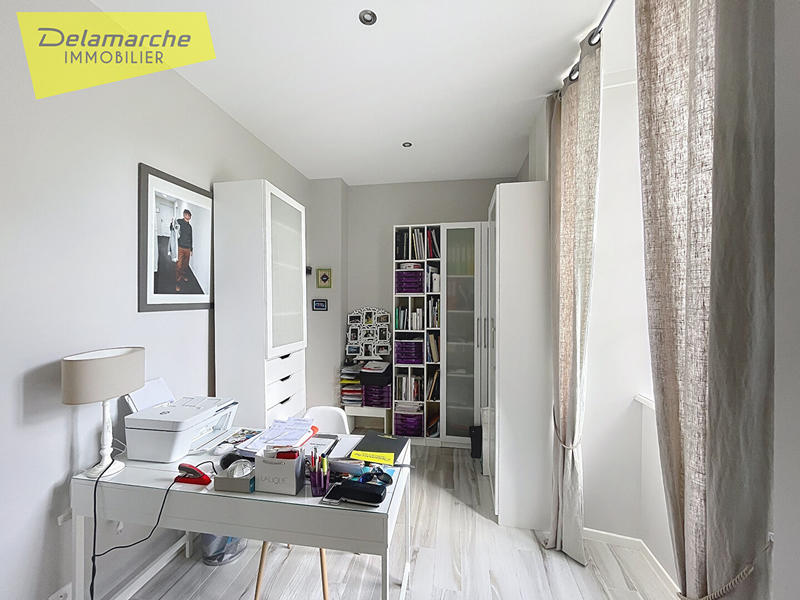 Maison - 294 m² - 9 pièces