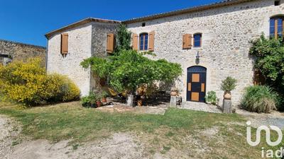 Maison - 361 m² - 12 pièces