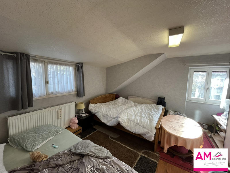 Maison - 103 m² - 5 pièces