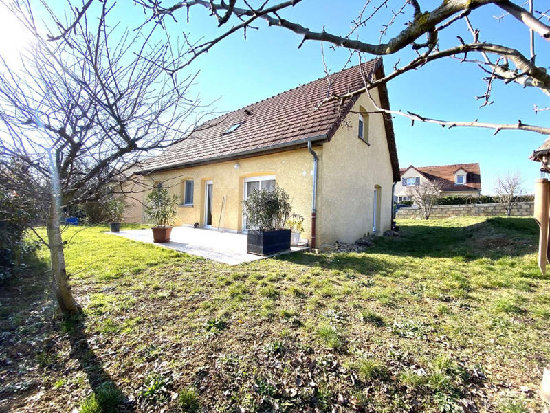 Maison - 160 m² - 8 pièces